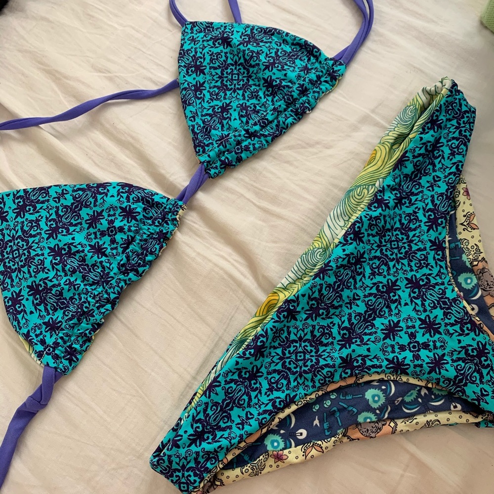 Reversible Bikini! - image 1